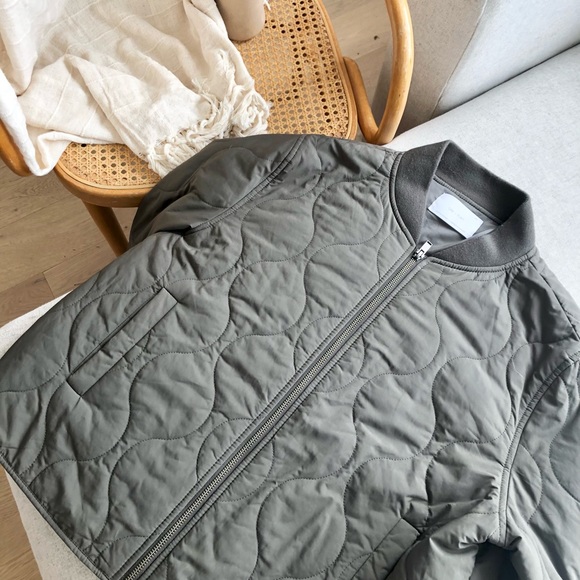 SOLD on Vinted OAK + FORT Quilted Bomber Jacket in Olive Green - Picture 4 of 11